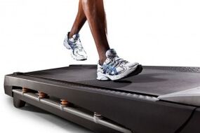 运动和适当的营养有助于减肥